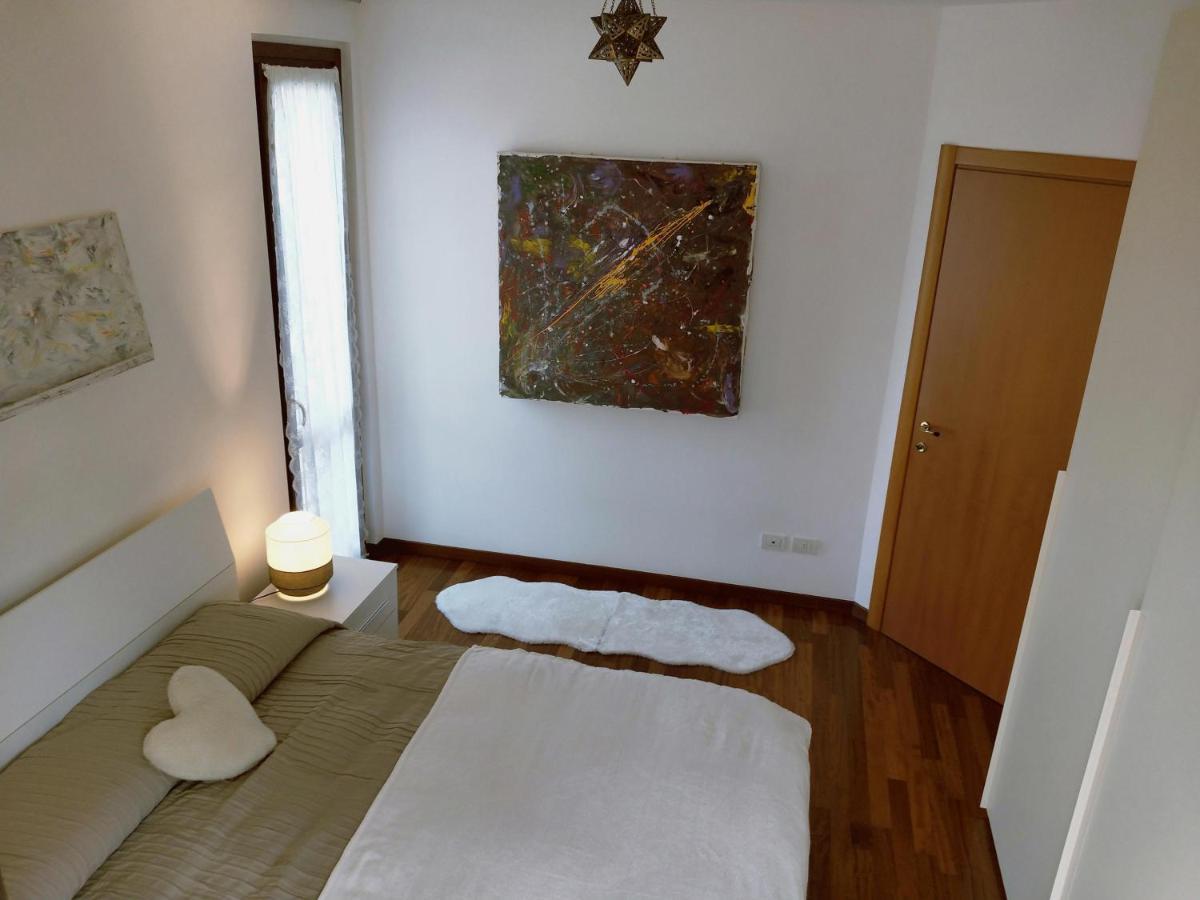 La Casa Del Cuore - Luxury Apartment Olgiate Comasco Exterior foto