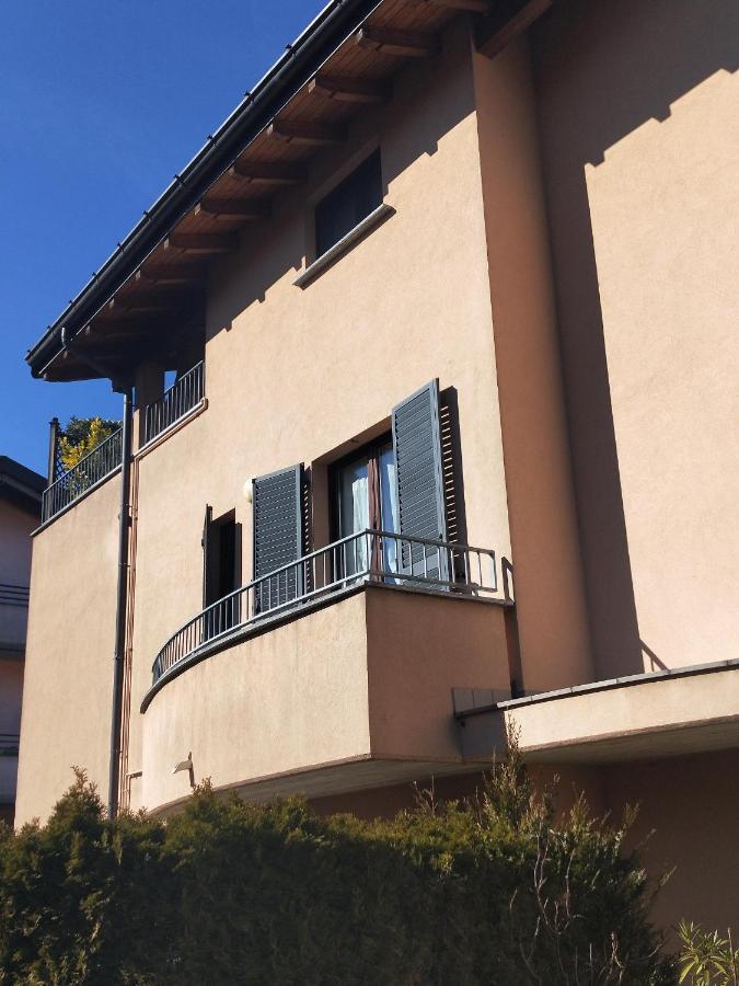 La Casa Del Cuore - Luxury Apartment Olgiate Comasco Exterior foto